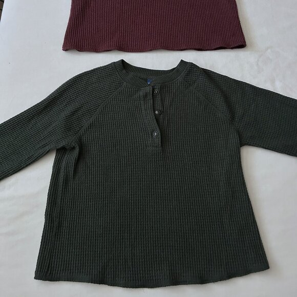 Two Old Navy Women's Waffle Knit Long Sleeve 3-Button Henley Tops Green Burg XS - Picture 2 of 11